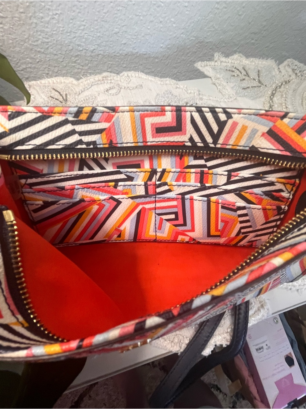 Tory Burch Kerrington Multicolor Geometric Crossbody Bag - Picture 14 of 14